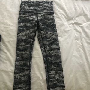 Lululemon workout pants!